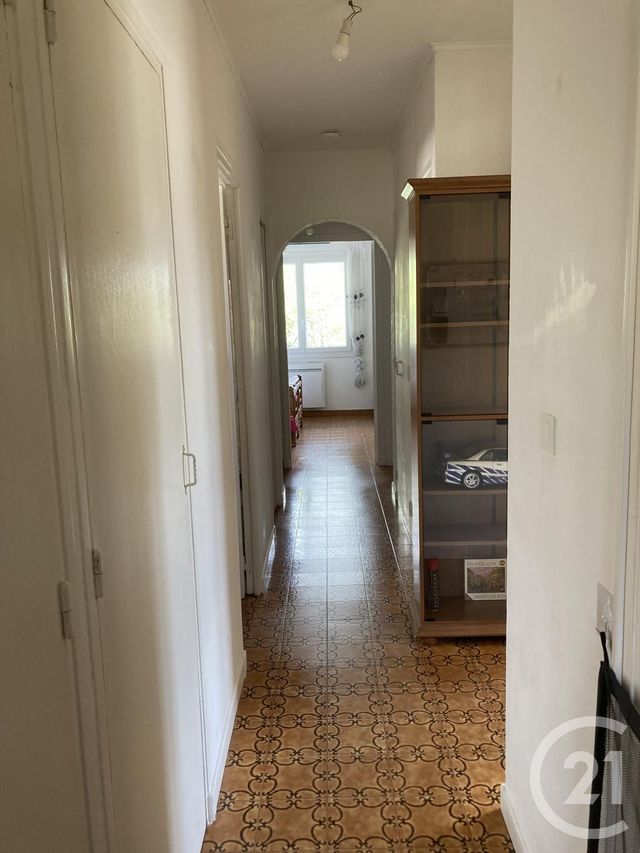 Appartement à louer - 4 pièces - 98.0 m2 - SABRAN - 30 - LANGUEDOC-ROUSSILLON - Century 21 La Big