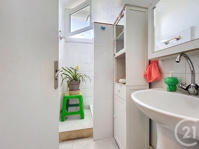 Appartement F3 à vendre - 3 pièces - 72.58 m2 - BAGNOLS SUR CEZE - 30 - LANGUEDOC-ROUSSILLON - Century 21 La Big