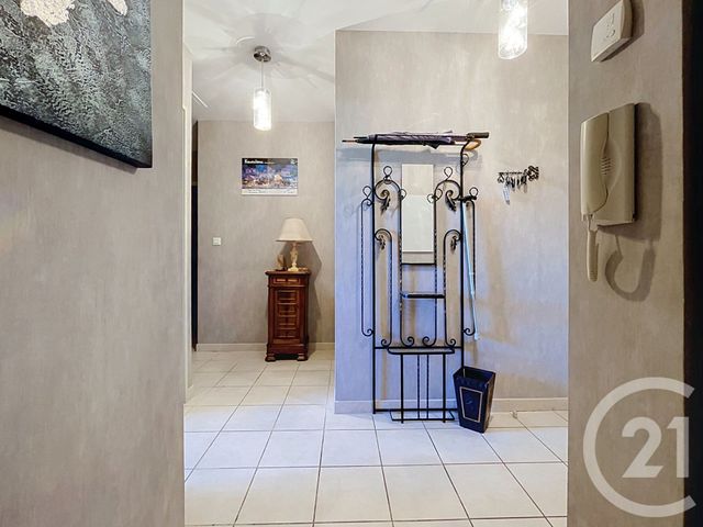 Appartement T5 à vendre - 4 pièces - 98.15 m2 - BAGNOLS SUR CEZE - 30 - LANGUEDOC-ROUSSILLON - Century 21 La Big