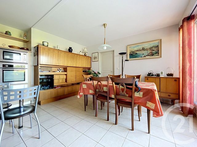 Appartement T5 à vendre - 4 pièces - 98.15 m2 - BAGNOLS SUR CEZE - 30 - LANGUEDOC-ROUSSILLON - Century 21 La Big