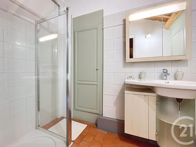 Appartement F4 à vendre - 4 pièces - 120.0 m2 - LAUDUN L ARDOISE - 30 - LANGUEDOC-ROUSSILLON - Century 21 La Big