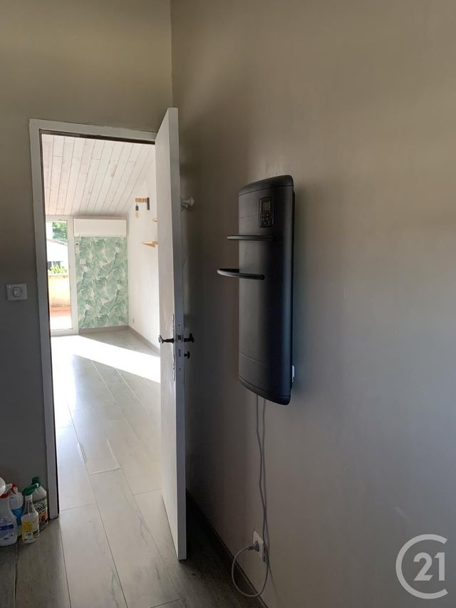 maison à louer - 6 pièces - 132.0 m2 - BAGNOLS SUR CEZE - 30 - LANGUEDOC-ROUSSILLON - Century 21 La Big