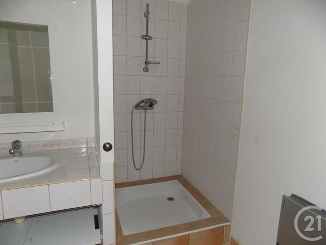 maison à louer - 4 pièces - 100.0 m2 - LAUDUN L ARDOISE - 30 - LANGUEDOC-ROUSSILLON - Century 21 La Big