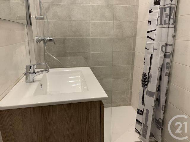 Appartement Studio à louer - 1 pièce - 20.3 m2 - BAGNOLS SUR CEZE - 30 - LANGUEDOC-ROUSSILLON - Century 21 La Big