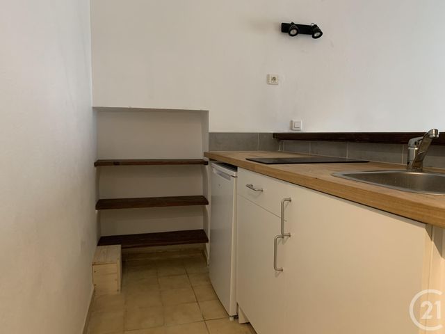 Appartement Studio à louer - 1 pièce - 20.3 m2 - BAGNOLS SUR CEZE - 30 - LANGUEDOC-ROUSSILLON - Century 21 La Big