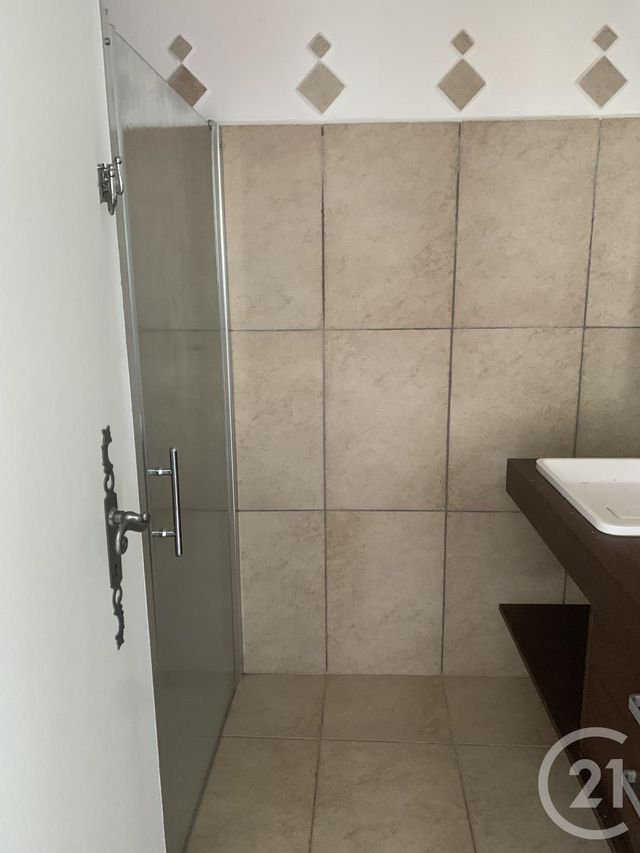 Appartement F2 à louer - 6 pièces - 179.0 m2 - CODOLET - 30 - LANGUEDOC-ROUSSILLON - Century 21 La Big