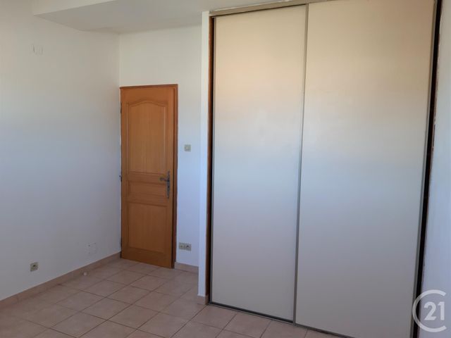 Appartement F2 à louer - 2 pièces - 55.0 m2 - CAVILLARGUES - 30 - LANGUEDOC-ROUSSILLON - Century 21 La Big