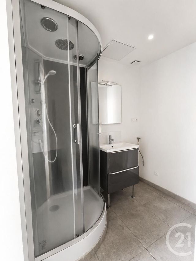 Appartement F2 à louer - 2 pièces - 44.0 m2 - BAGNOLS SUR CEZE - 30 - LANGUEDOC-ROUSSILLON - Century 21 La Big