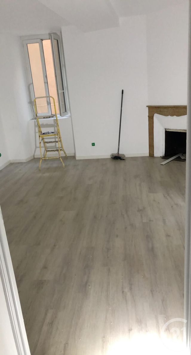 Appartement F2 à louer - 2 pièces - 44.0 m2 - BAGNOLS SUR CEZE - 30 - LANGUEDOC-ROUSSILLON - Century 21 La Big