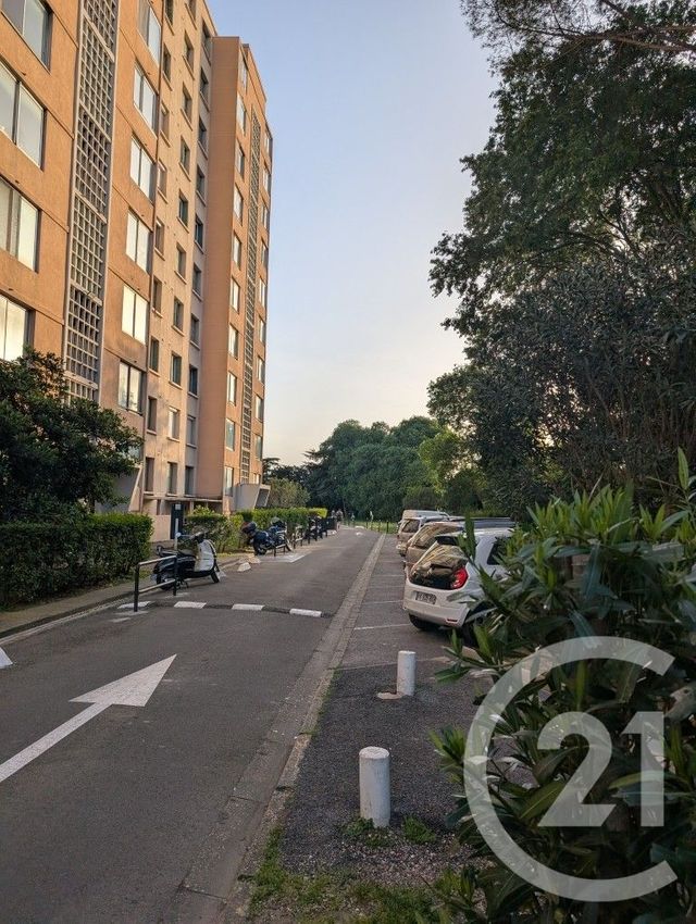 Appartement Studio à louer - 1 pièce - 25.81 m2 - NIMES - 30 - LANGUEDOC-ROUSSILLON - Century 21 La Big