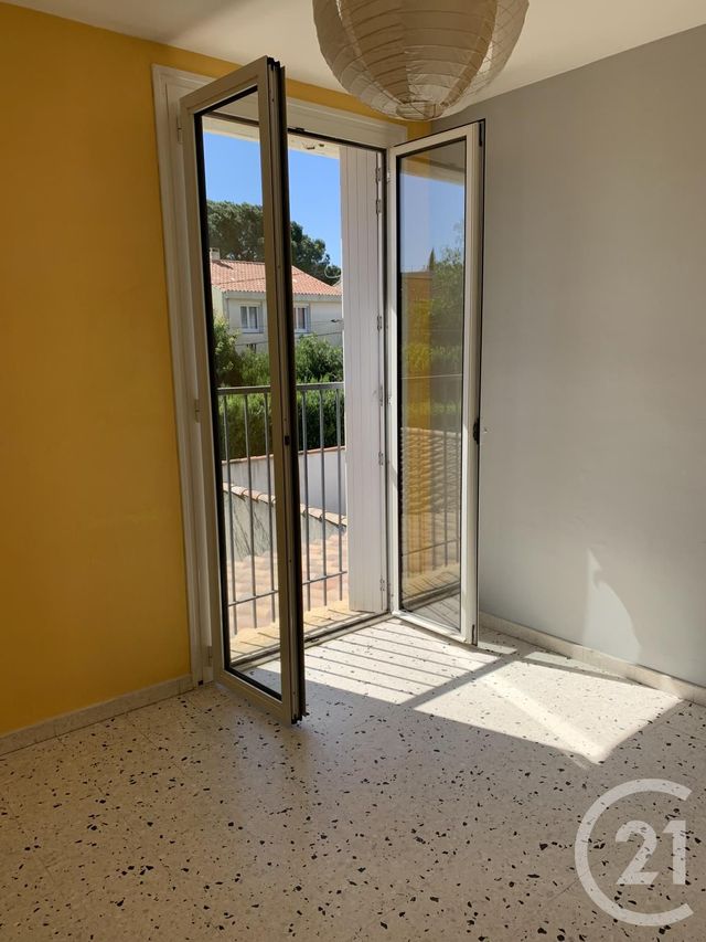 maison à louer - 5 pièces - 100.0 m2 - BAGNOLS SUR CEZE - 30 - LANGUEDOC-ROUSSILLON - Century 21 La Big
