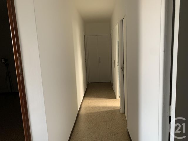 Appartement F4 à louer - 4 pièces - 105.0 m2 - BAGNOLS SUR CEZE - 30 - LANGUEDOC-ROUSSILLON - Century 21 La Big