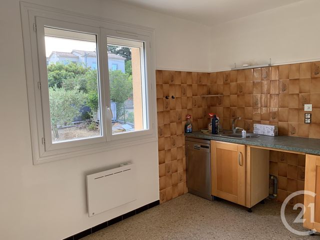 Appartement F4 à louer - 4 pièces - 105.0 m2 - BAGNOLS SUR CEZE - 30 - LANGUEDOC-ROUSSILLON - Century 21 La Big