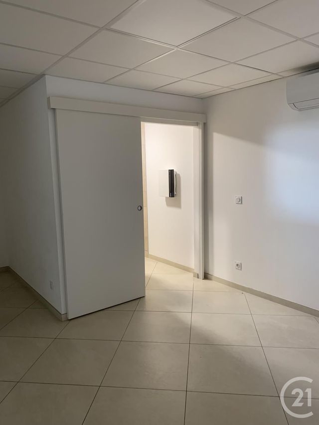 Appartement à louer - 3 pièces - 55.0 m2 - CORNILLON - 30 - LANGUEDOC-ROUSSILLON - Century 21 La Big