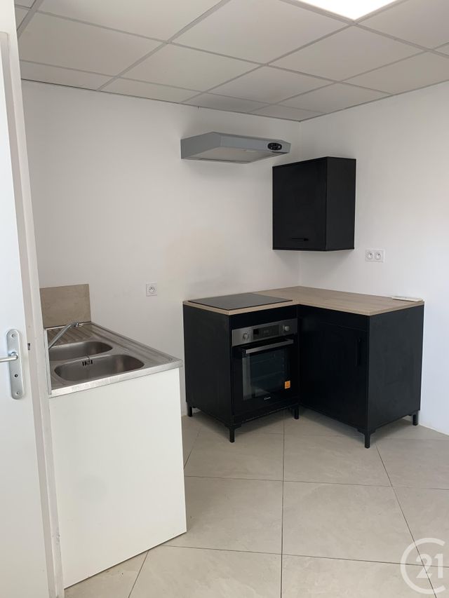 Appartement à louer - 3 pièces - 55.0 m2 - CORNILLON - 30 - LANGUEDOC-ROUSSILLON - Century 21 La Big