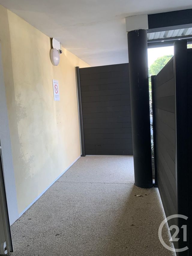 Appartement à louer - 3 pièces - 55.0 m2 - CORNILLON - 30 - LANGUEDOC-ROUSSILLON - Century 21 La Big