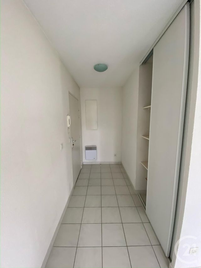 Appartement F2 à louer - 2 pièces - 53.0 m2 - BAGNOLS SUR CEZE - 30 - LANGUEDOC-ROUSSILLON - Century 21 La Big