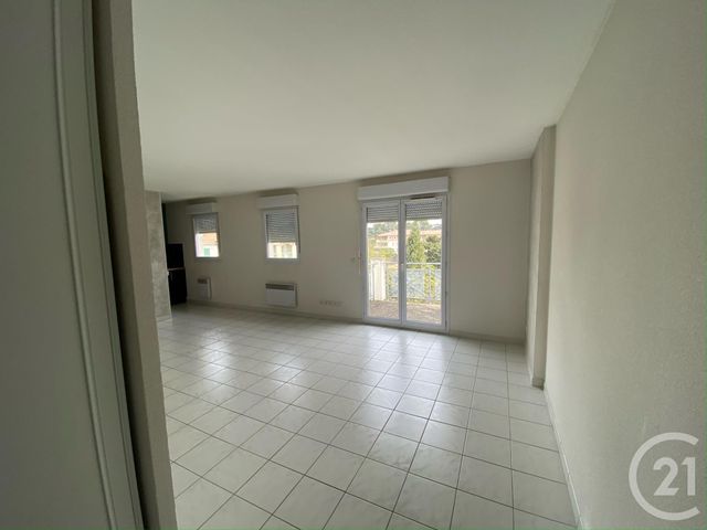Appartement F2 à louer - 2 pièces - 53.0 m2 - BAGNOLS SUR CEZE - 30 - LANGUEDOC-ROUSSILLON - Century 21 La Big
