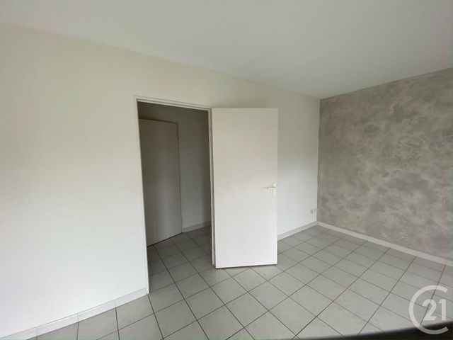 Appartement F2 à louer - 2 pièces - 53.0 m2 - BAGNOLS SUR CEZE - 30 - LANGUEDOC-ROUSSILLON - Century 21 La Big