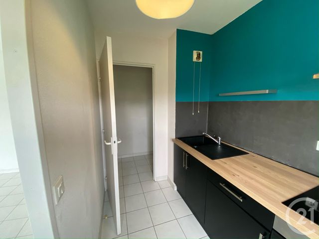 Appartement F2 à louer - 2 pièces - 53.0 m2 - BAGNOLS SUR CEZE - 30 - LANGUEDOC-ROUSSILLON - Century 21 La Big