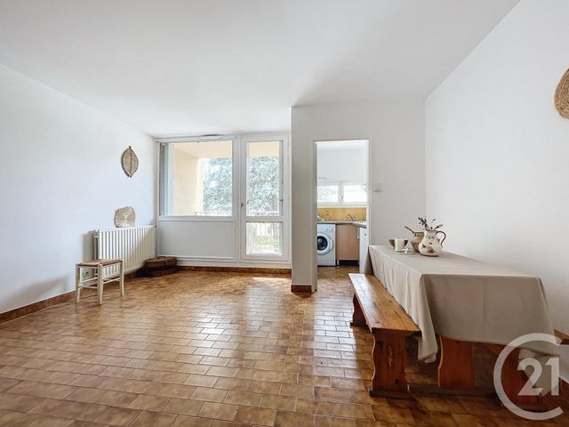 Appartement F1 à louer - 1 pièce - 25.0 m2 - BAGNOLS SUR CEZE - 30 - LANGUEDOC-ROUSSILLON - Century 21 La Big
