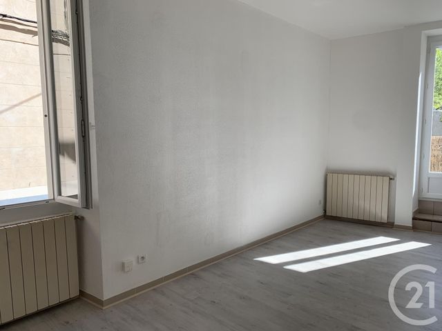 Appartement à louer - 3 pièces - 58.43 m2 - BAGNOLS SUR CEZE - 30 - LANGUEDOC-ROUSSILLON - Century 21 La Big