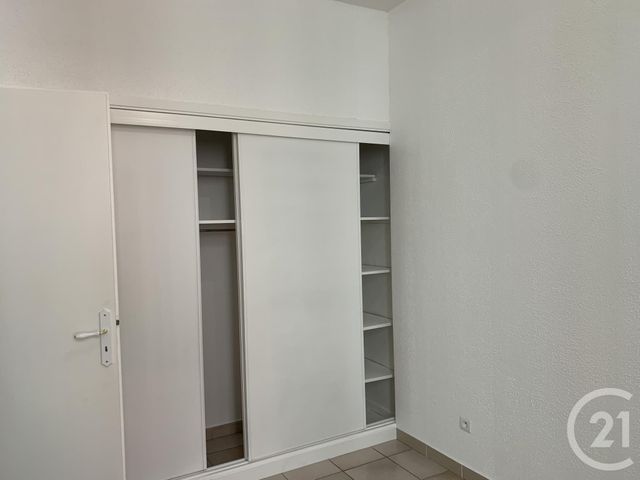 Appartement à louer - 3 pièces - 58.43 m2 - BAGNOLS SUR CEZE - 30 - LANGUEDOC-ROUSSILLON - Century 21 La Big