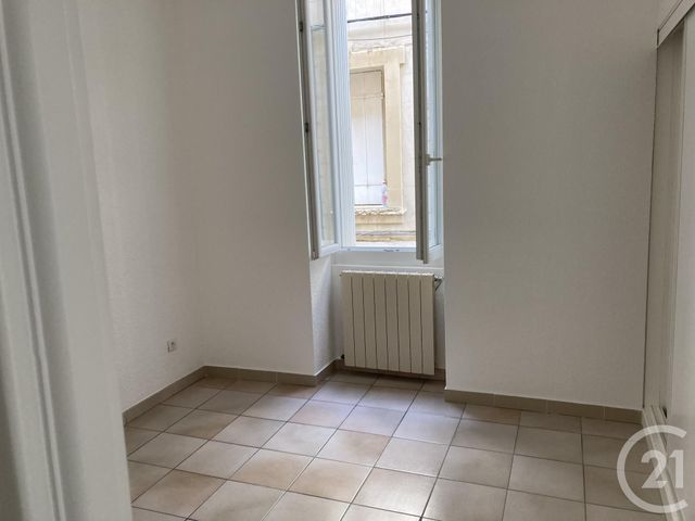 Appartement à louer - 3 pièces - 58.43 m2 - BAGNOLS SUR CEZE - 30 - LANGUEDOC-ROUSSILLON - Century 21 La Big
