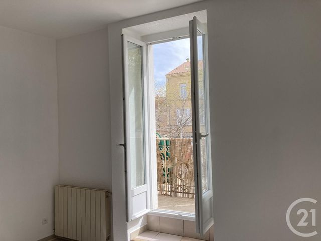 Appartement à louer - 3 pièces - 58.43 m2 - BAGNOLS SUR CEZE - 30 - LANGUEDOC-ROUSSILLON - Century 21 La Big