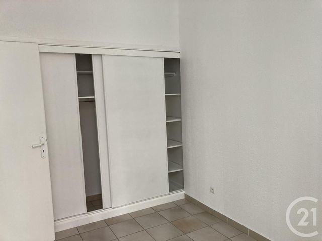 Appartement à louer - 3 pièces - 58.43 m2 - BAGNOLS SUR CEZE - 30 - LANGUEDOC-ROUSSILLON - Century 21 La Big