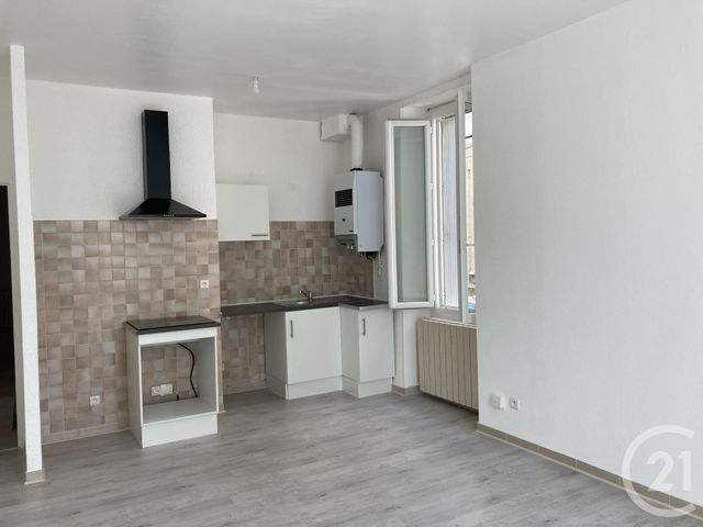 Appartement à louer - 3 pièces - 58.43 m2 - BAGNOLS SUR CEZE - 30 - LANGUEDOC-ROUSSILLON - Century 21 La Big
