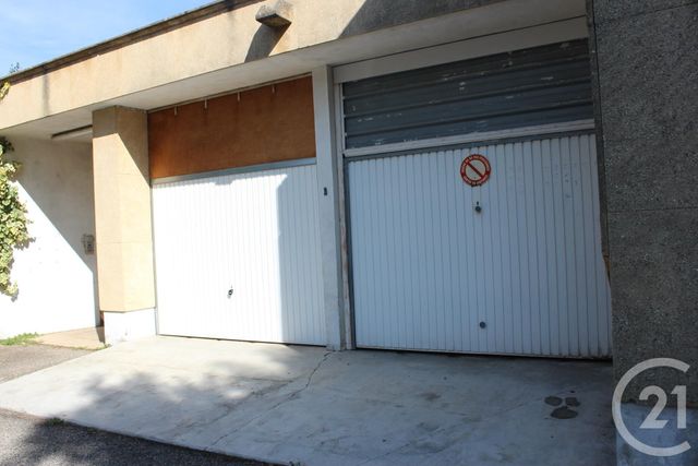 parking à louer - 20.0 m2 - BAGNOLS SUR CEZE - 30 - LANGUEDOC-ROUSSILLON - Century 21 La Big