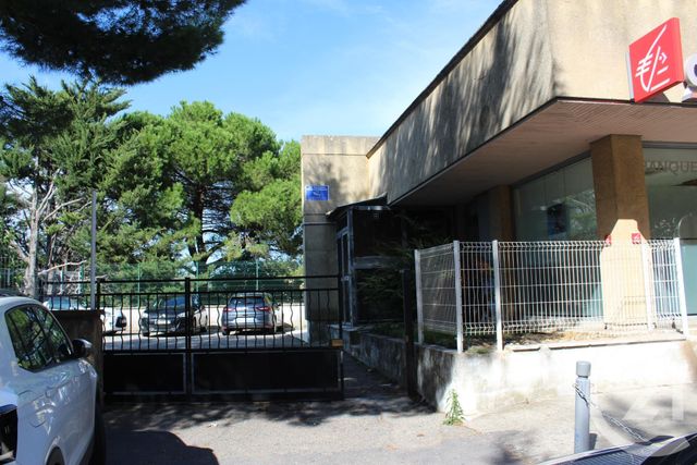 parking à louer - 20.0 m2 - BAGNOLS SUR CEZE - 30 - LANGUEDOC-ROUSSILLON - Century 21 La Big