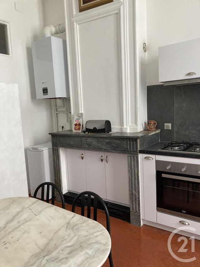 Appartement à louer - 2 pièces - 87.42 m2 - BAGNOLS SUR CEZE - 30 - LANGUEDOC-ROUSSILLON - Century 21 La Big