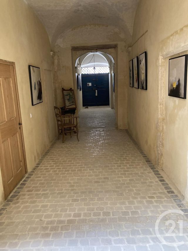 Appartement à louer - 2 pièces - 87.42 m2 - BAGNOLS SUR CEZE - 30 - LANGUEDOC-ROUSSILLON - Century 21 La Big