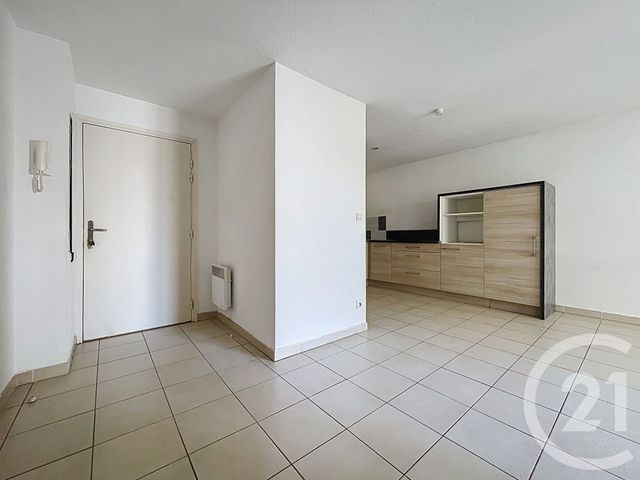 Appartement F2 bis à louer - 3 pièces - 54.51 m2 - BAGNOLS SUR CEZE - 30 - LANGUEDOC-ROUSSILLON - Century 21 La Big