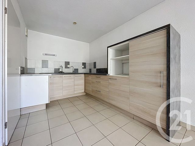 Appartement F2 bis à louer - 3 pièces - 54.51 m2 - BAGNOLS SUR CEZE - 30 - LANGUEDOC-ROUSSILLON - Century 21 La Big