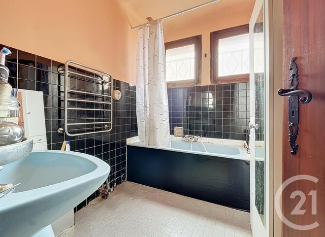 maison à vendre - 7 pièces - 164.7 m2 - SABRAN - 30 - LANGUEDOC-ROUSSILLON - Century 21 La Big