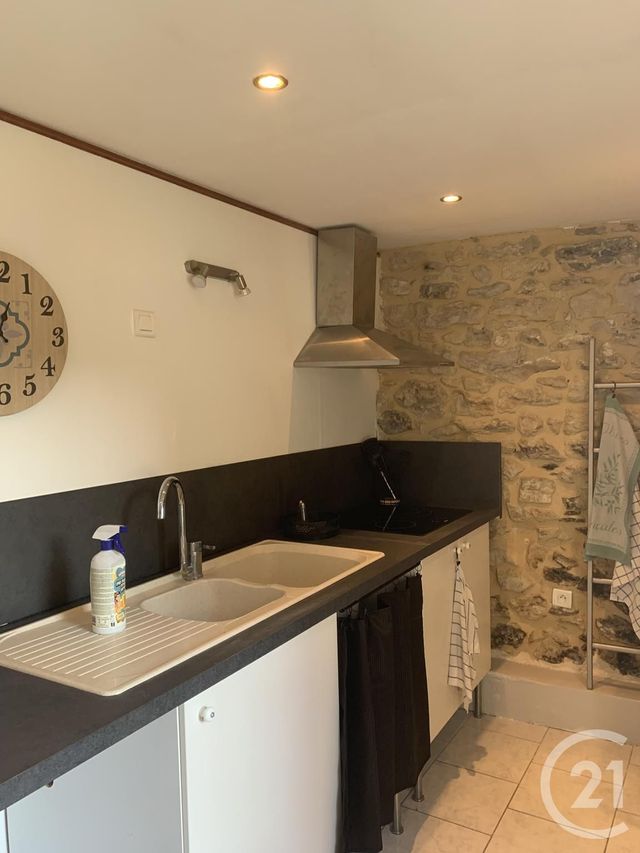 Appartement à louer - 2 pièces - 72.0 m2 - ST ANDRE DE ROQUEPERTUIS - 30 - LANGUEDOC-ROUSSILLON - Century 21 La Big