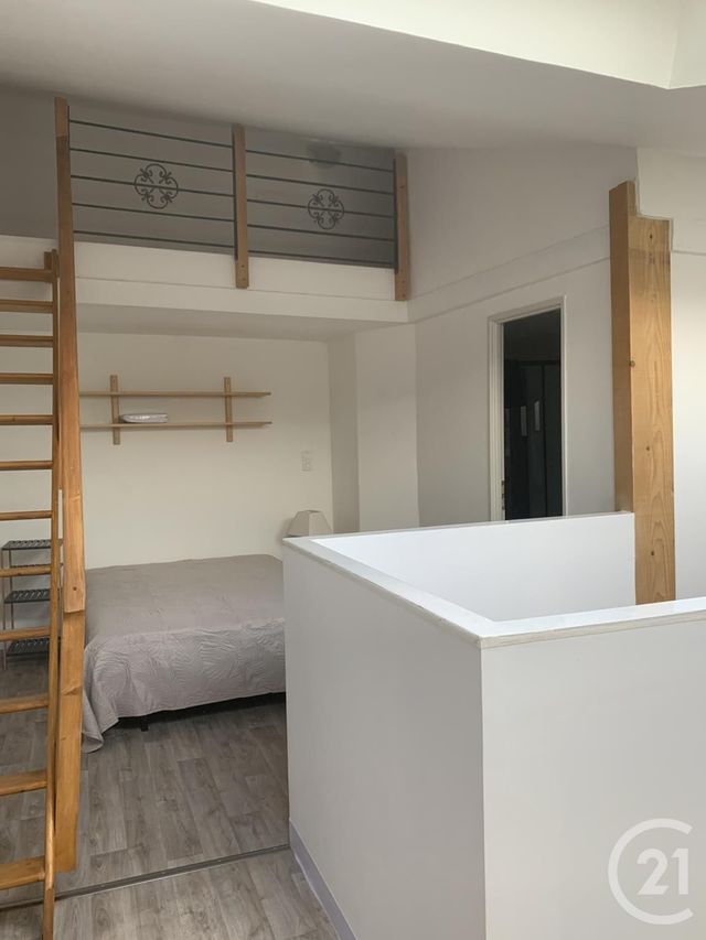 Appartement à louer - 2 pièces - 72.0 m2 - ST ANDRE DE ROQUEPERTUIS - 30 - LANGUEDOC-ROUSSILLON - Century 21 La Big