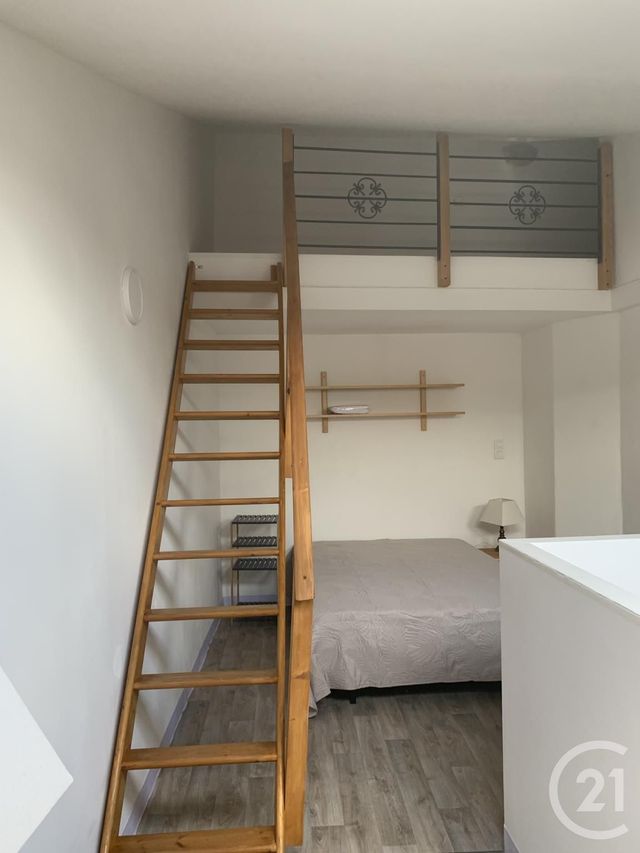 Appartement à louer - 2 pièces - 72.0 m2 - ST ANDRE DE ROQUEPERTUIS - 30 - LANGUEDOC-ROUSSILLON - Century 21 La Big