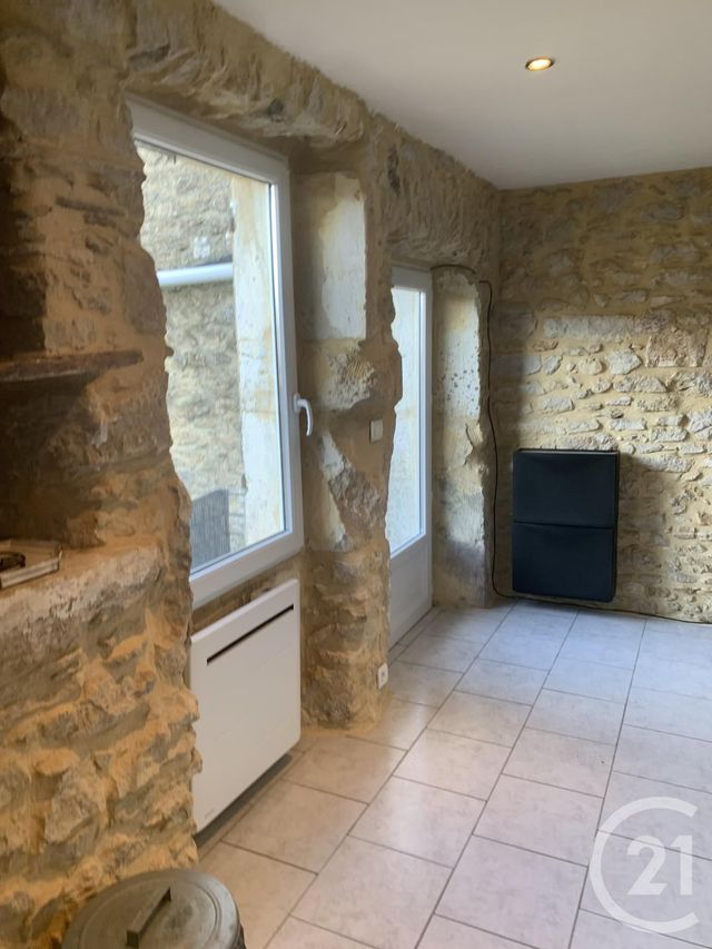 Appartement à louer - 2 pièces - 72.0 m2 - ST ANDRE DE ROQUEPERTUIS - 30 - LANGUEDOC-ROUSSILLON - Century 21 La Big