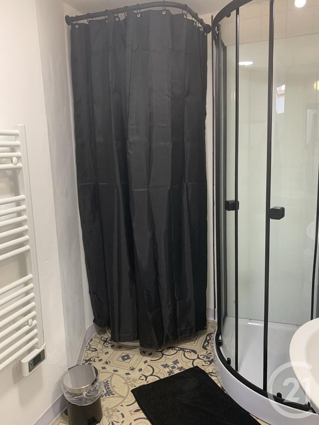 Appartement à louer - 2 pièces - 72.0 m2 - ST ANDRE DE ROQUEPERTUIS - 30 - LANGUEDOC-ROUSSILLON - Century 21 La Big