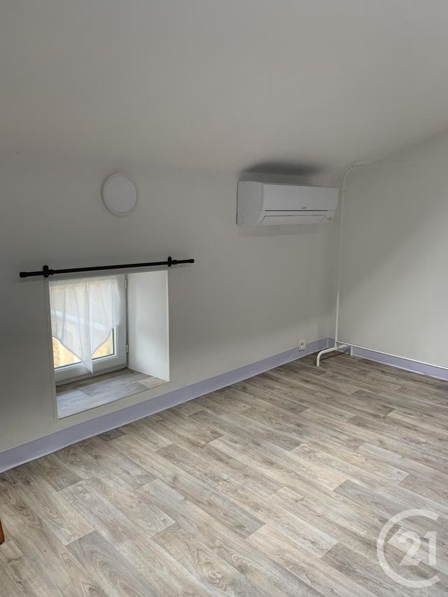 Appartement à louer - 2 pièces - 72.0 m2 - ST ANDRE DE ROQUEPERTUIS - 30 - LANGUEDOC-ROUSSILLON - Century 21 La Big