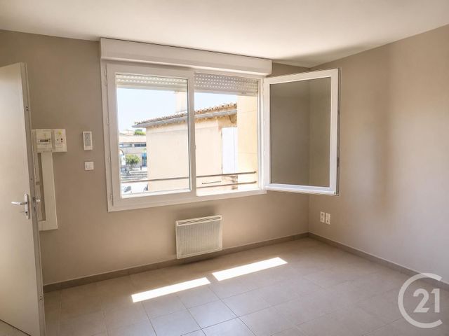 Appartement F1 à louer BAGNOLS SUR CEZE