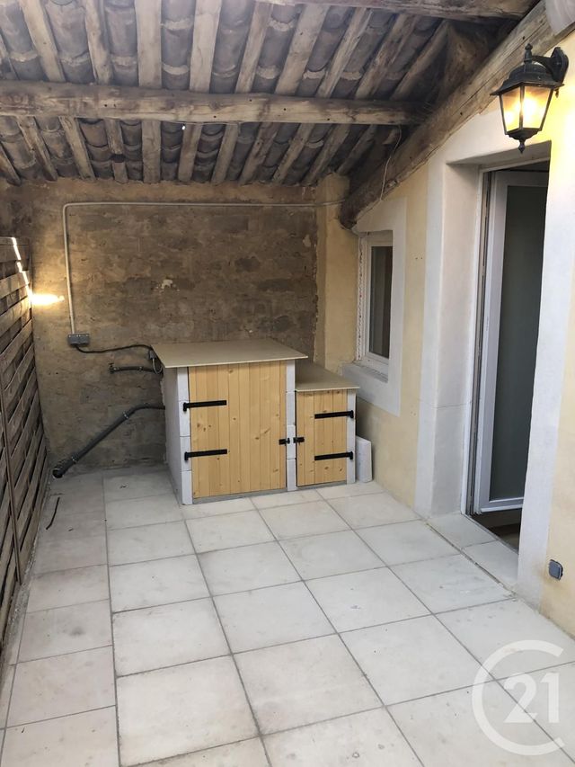 Appartement à louer - 3 pièces - 68.0 m2 - BAGNOLS SUR CEZE - 30 - LANGUEDOC-ROUSSILLON - Century 21 La Big