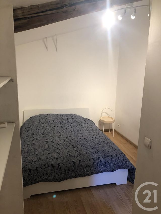Appartement à louer - 3 pièces - 68.0 m2 - BAGNOLS SUR CEZE - 30 - LANGUEDOC-ROUSSILLON - Century 21 La Big