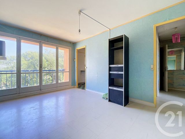 Appartement F4 à vendre - 4 pièces - 59.48 m2 - ST NAZAIRE - 30 - LANGUEDOC-ROUSSILLON - Century 21 La Big