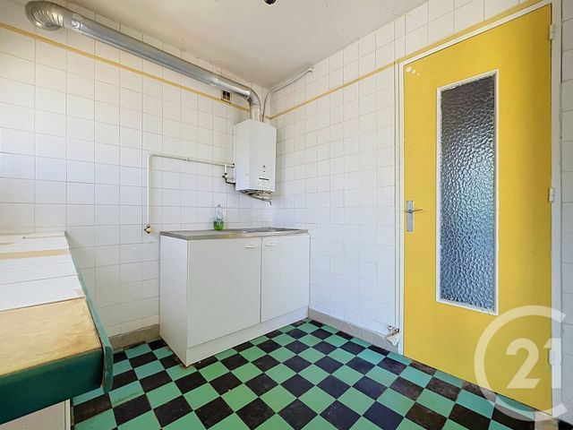 Appartement F4 à vendre - 4 pièces - 59.48 m2 - ST NAZAIRE - 30 - LANGUEDOC-ROUSSILLON - Century 21 La Big