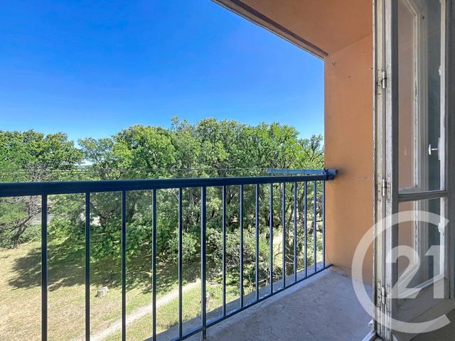 Appartement F4 à vendre - 4 pièces - 59.48 m2 - ST NAZAIRE - 30 - LANGUEDOC-ROUSSILLON - Century 21 La Big